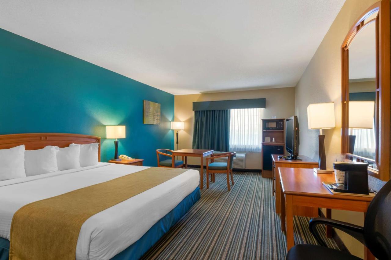 Best Western Governors Inn And Suites Wichita Zewnętrze zdjęcie