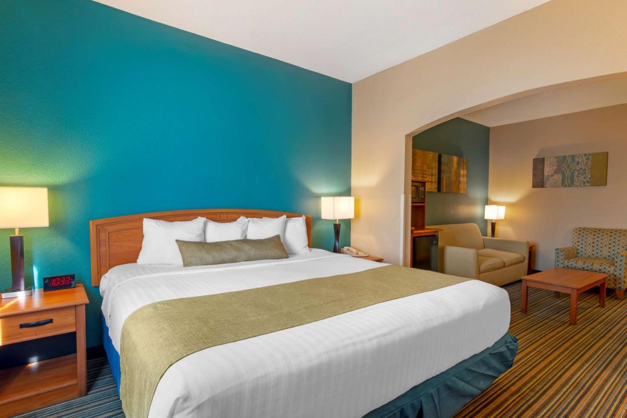 Best Western Governors Inn And Suites Wichita Zewnętrze zdjęcie